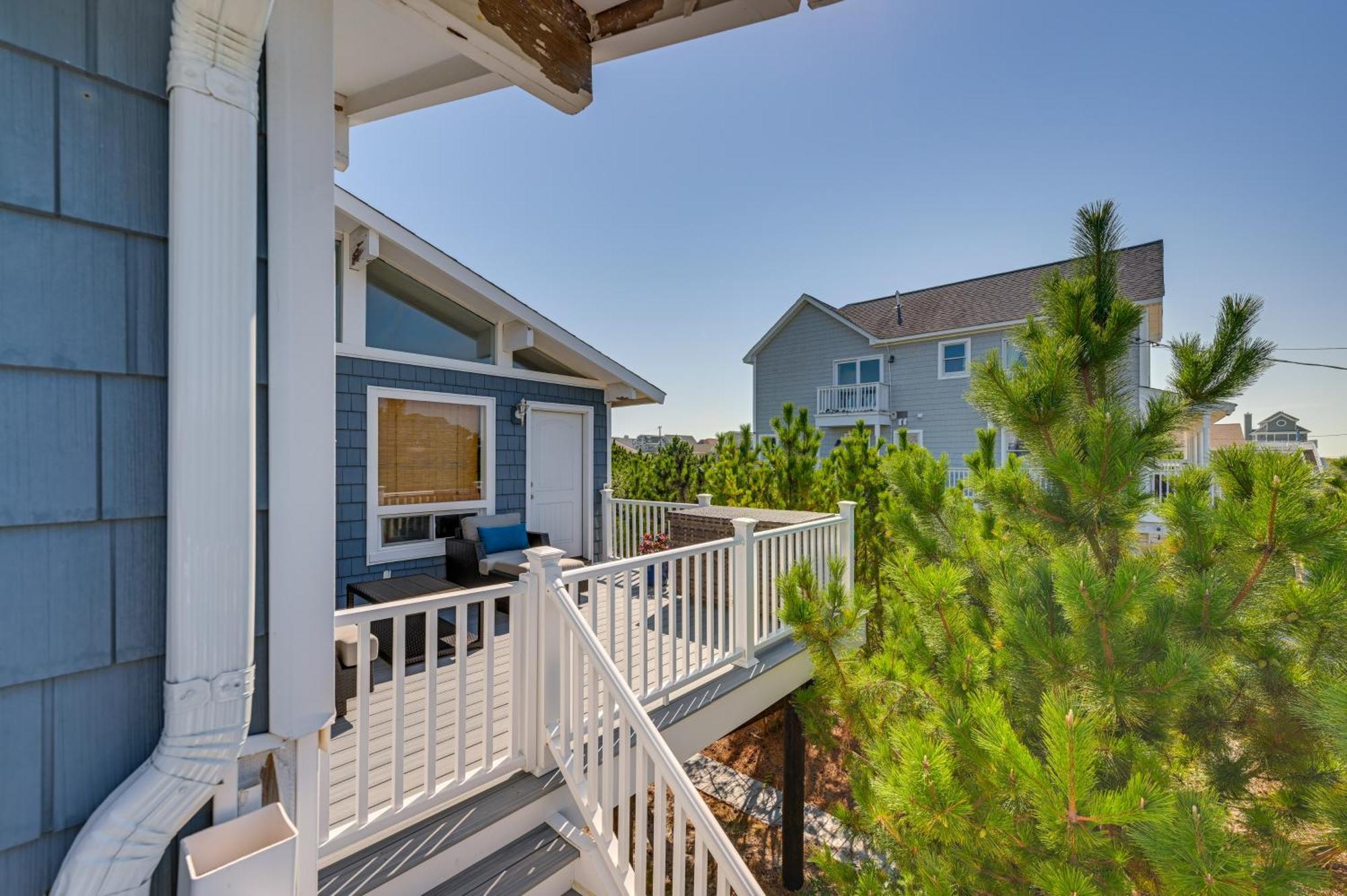 Westhampton Beach Home With Deck And Ocean Views! Eksteriør bilde