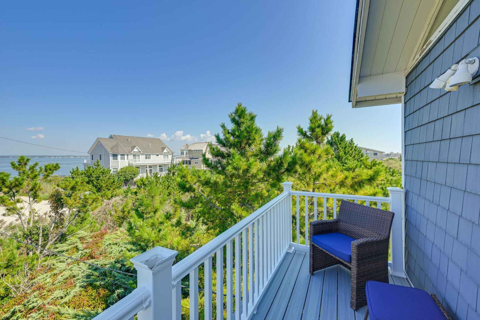 Westhampton Beach Home With Deck And Ocean Views! Eksteriør bilde